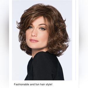 NWT Hairdo Wig Style Modern Flare